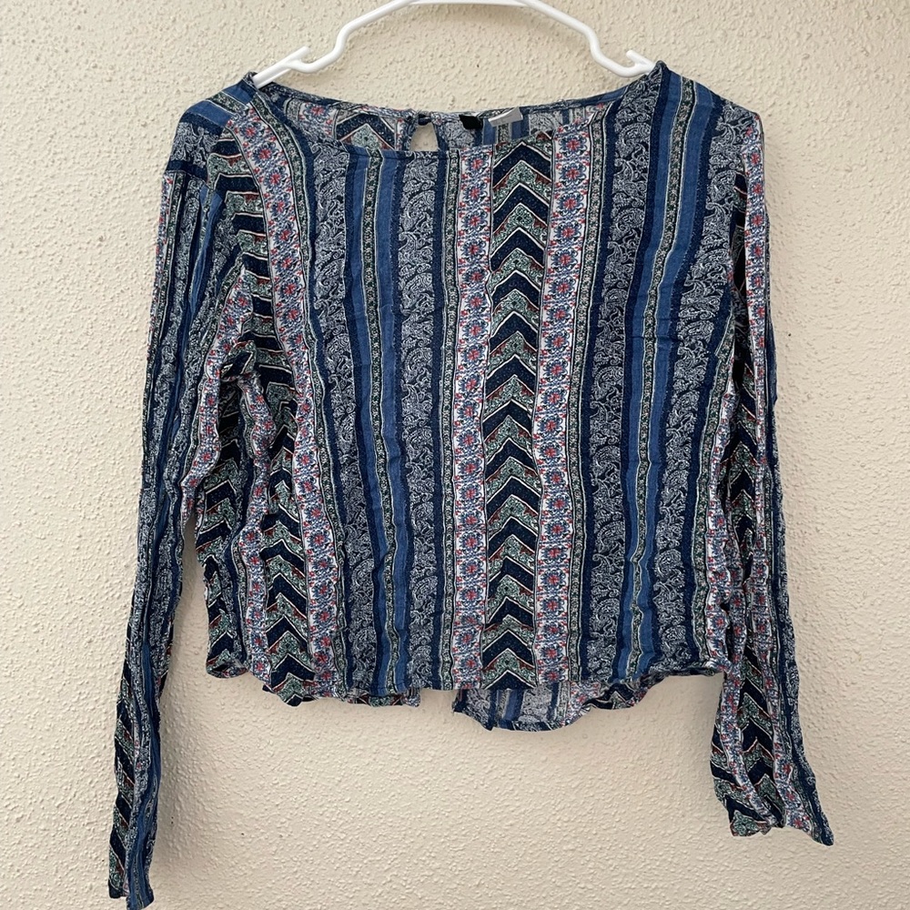 Patterned Cropped long-sleeve shirt